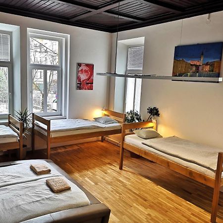 Vila Veselova, Ljubljana City Center Hostel Exterior photo