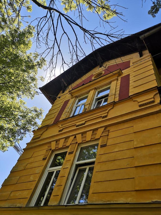 Vila Veselova, Ljubljana City Center Hostel Exterior photo